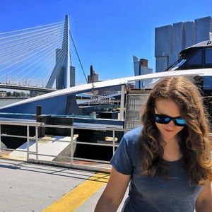 Meet your Posher, Tara